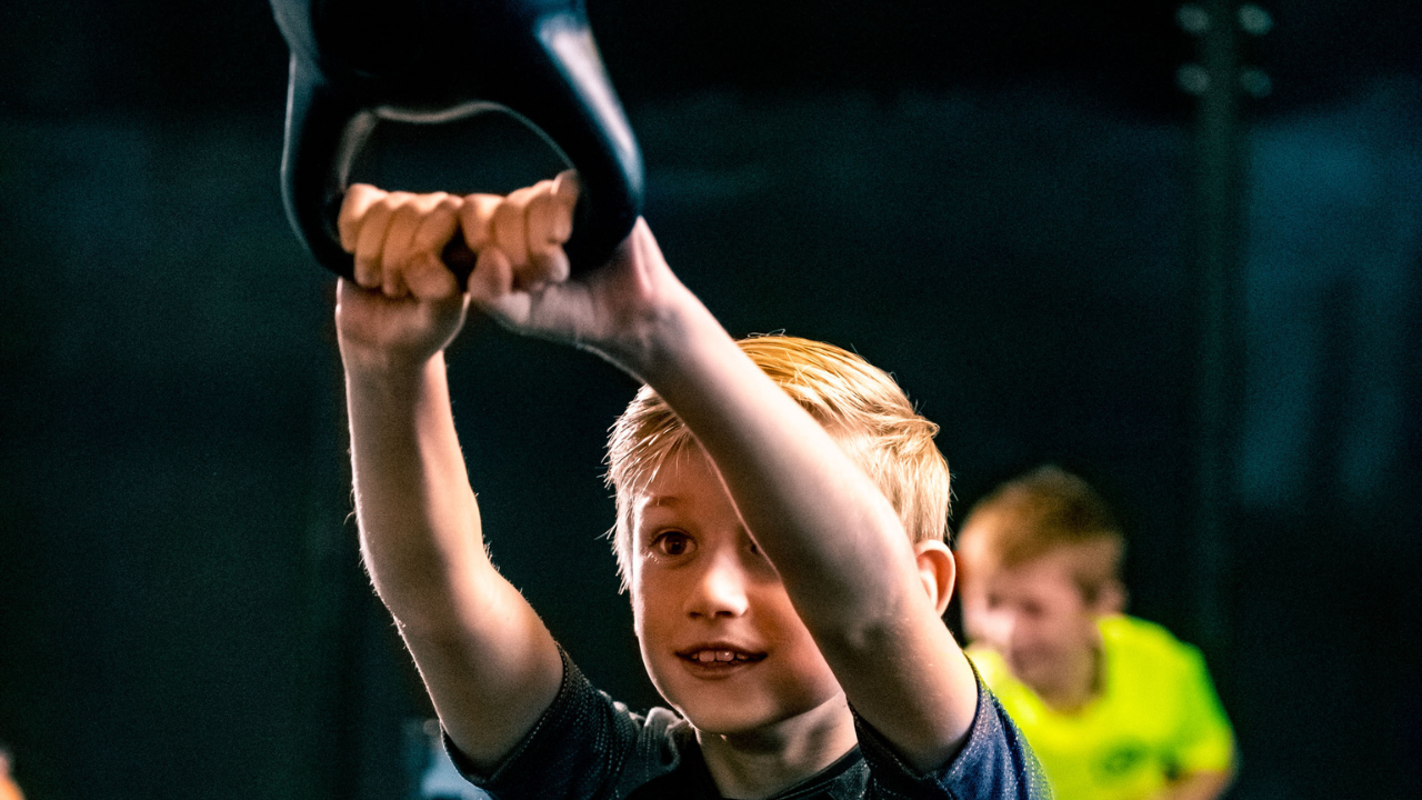 Fit, sterk en actief: Sporten voor jongeren bij EXERCISE