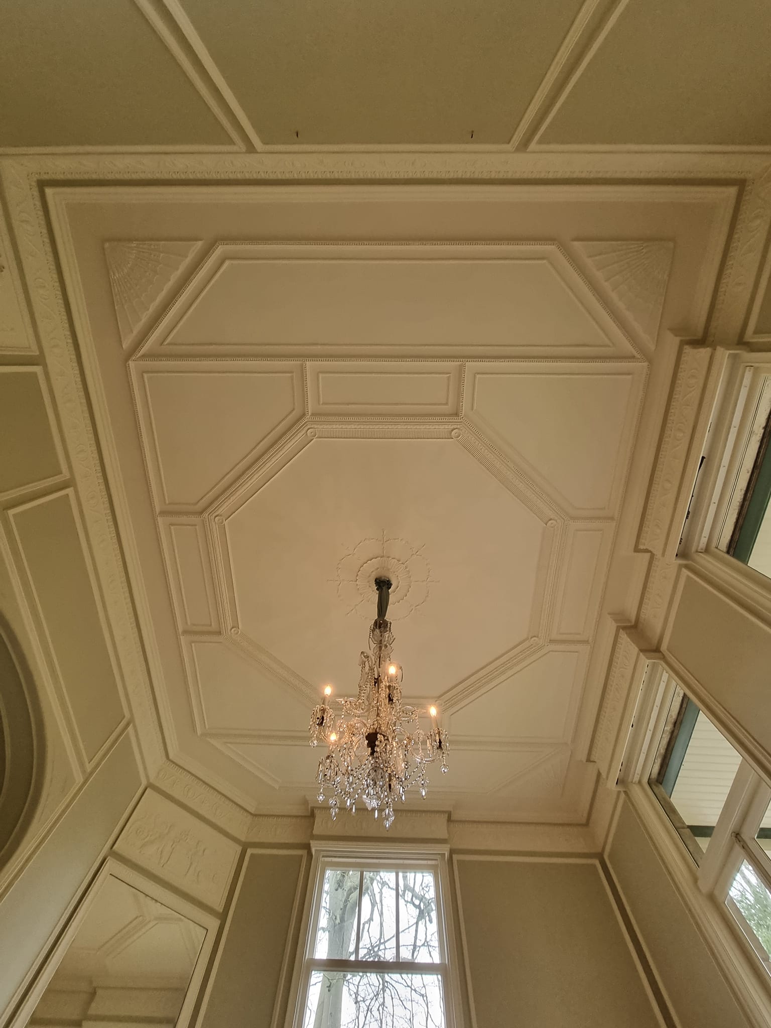 Stijlkamer in landhuis met Farrow and Ball kleuren